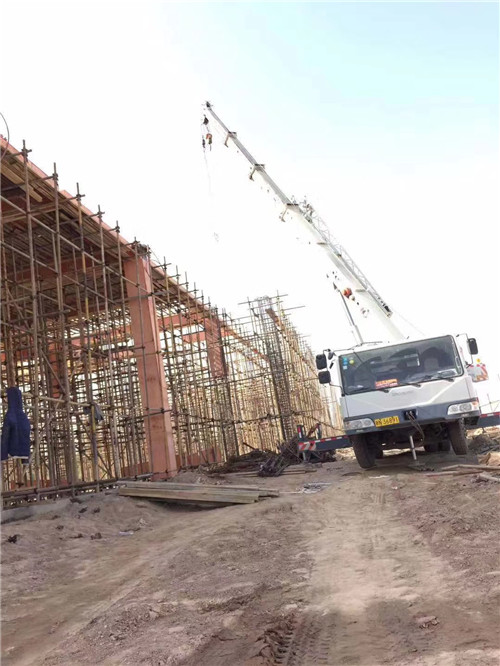 江津区25 吨、50 吨吊车怎么选？多大重量 / 半径适合对应车型？